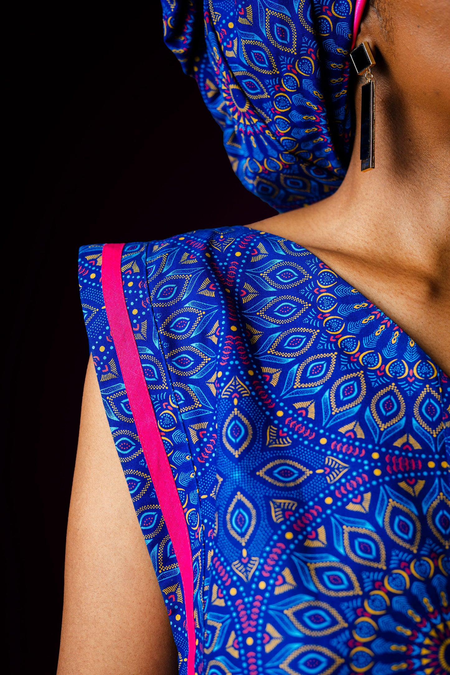 MARONA CROP TOP & PHORORO SKIRT SET